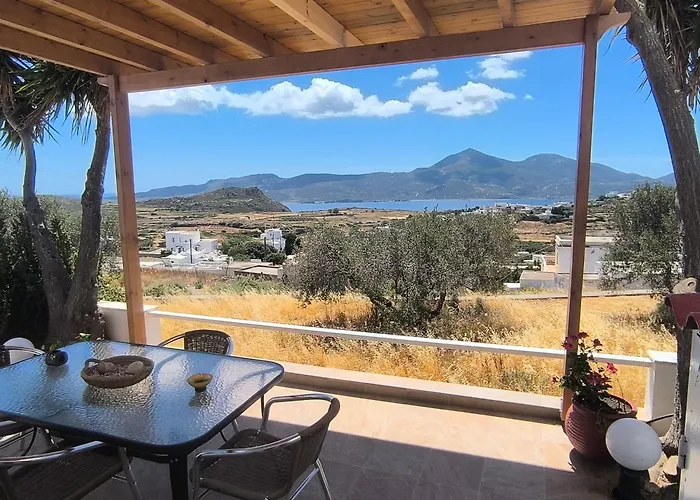 Geo Milos Ferienhaus *