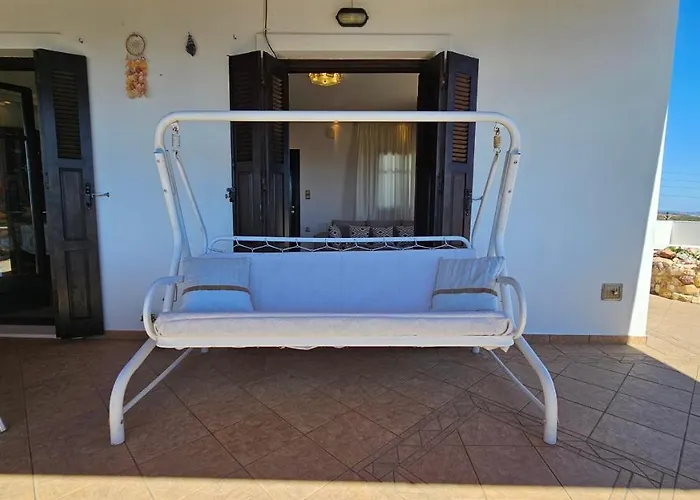 Geo Milos Ferienhaus Trypiti