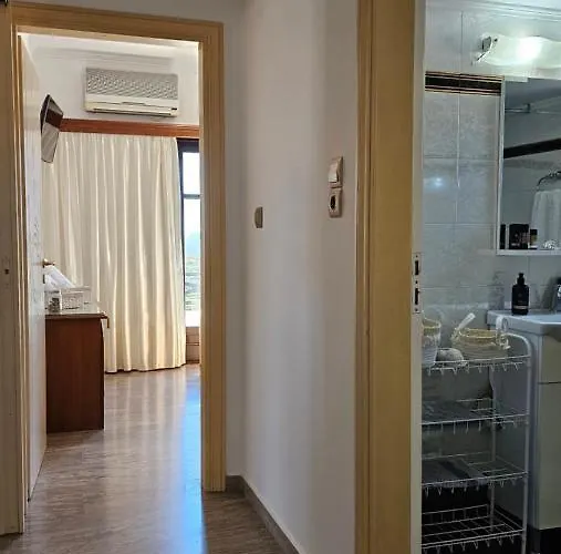 Geo Milos Ferienhaus *