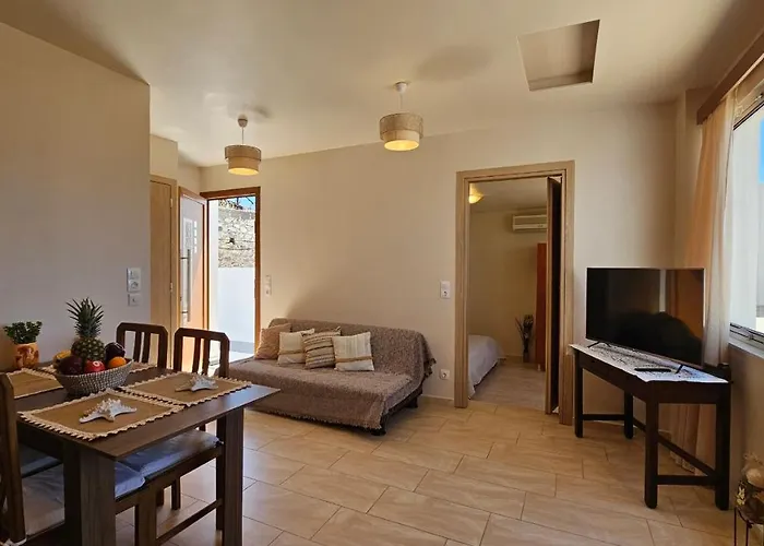 Geo Milos Ferienhaus *